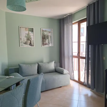 Apartment Sea Dreams в село Lozenets